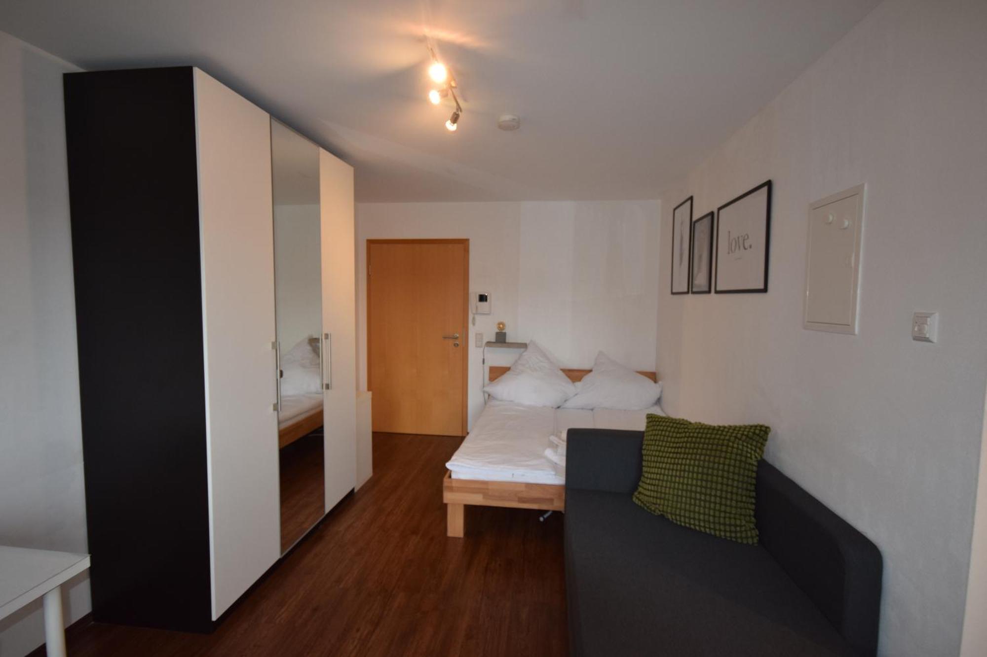 Nestwerk Komfort R23-12 - Balkon, Arbeitsplatz & Zentrumsnah Biberach an der Riß Екстериор снимка